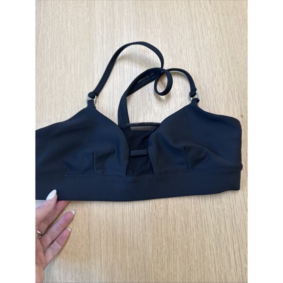 ALO YOGA AIRLIFT INTRIGUE BRA Size Small Xx1403 - Picture 6 of 9